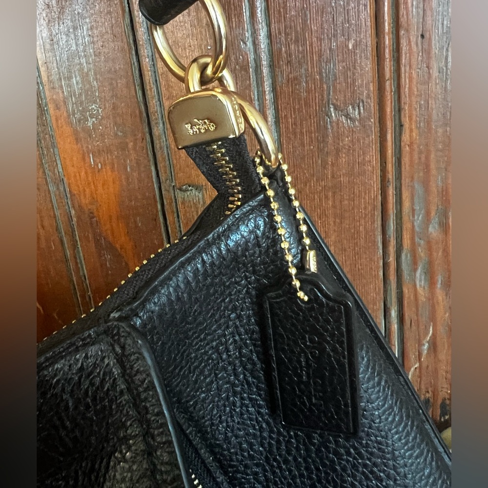 Coach Marlon Black Leather Hobo Shoulder Bag Purse with Gold Accents *Like New - Picture 6 of 15